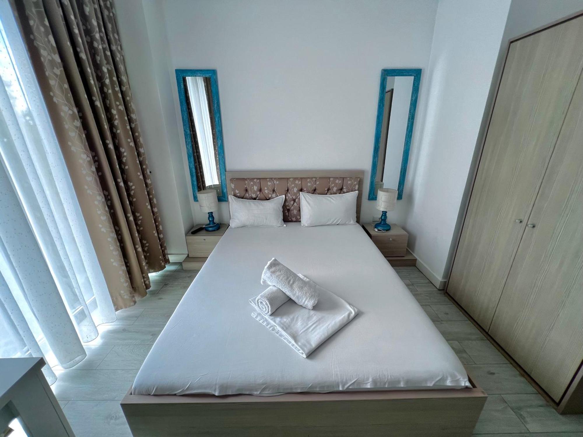 Blue Bike Seaview Apartment Mamaia Exterior foto
