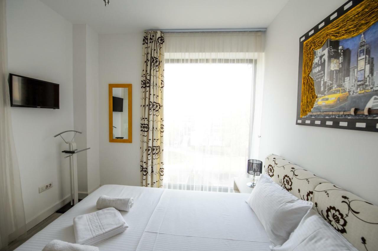 Blue Bike Seaview Apartment Mamaia Exterior foto